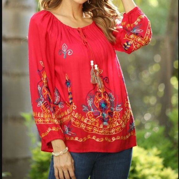 Ananda's Collection Size XXL red boho styled top with gorgeous embroidery - Picture 3 of 6